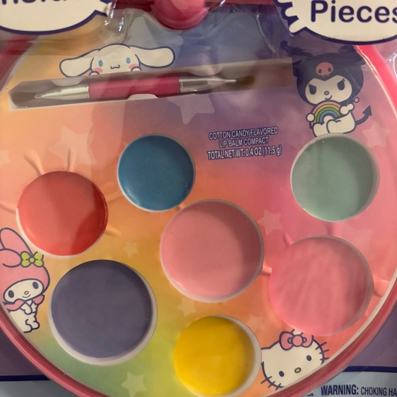 Hello Kitty and Friends Plant Based Lip Balm Set with Mirror - Picture 5 of 7